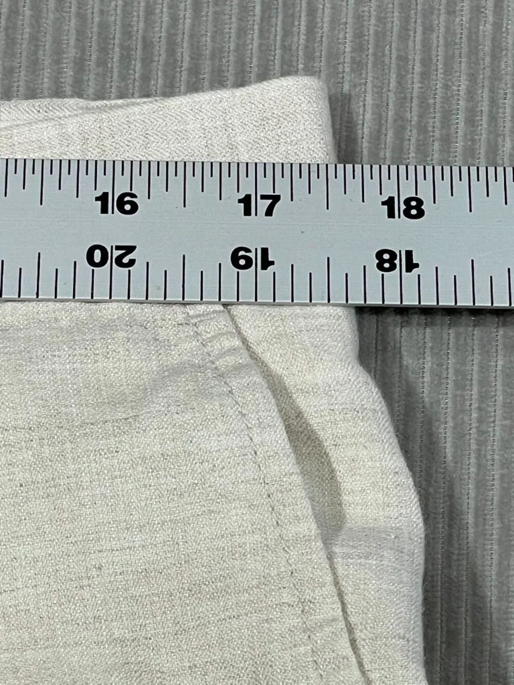 Vintage Claiborne Linen Blend Flat Front Beige Casual Resort Pants 35x27
